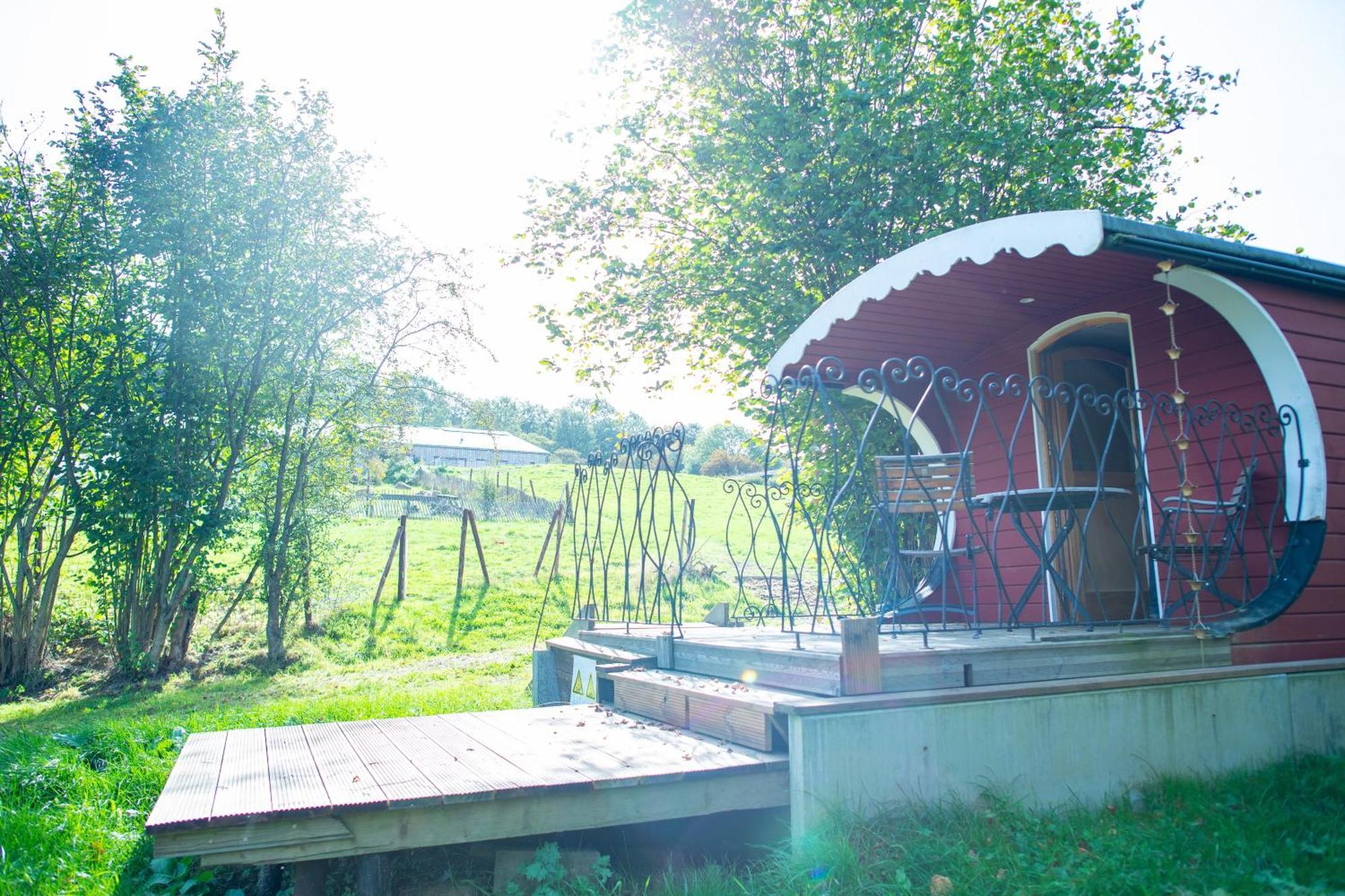 La Tiny House De La Bergerie Villa Lierneux Exteriör bild